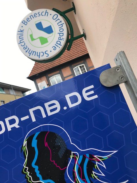 Werbung Neubrandenburg Werbetafel-Lauflabor-Neubrandenburg Wießmann AWART